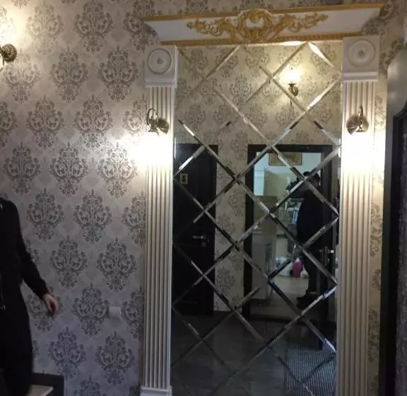 ホテル Dvir Litynskyi