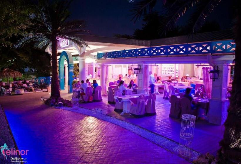 ホテル Elinor Complex