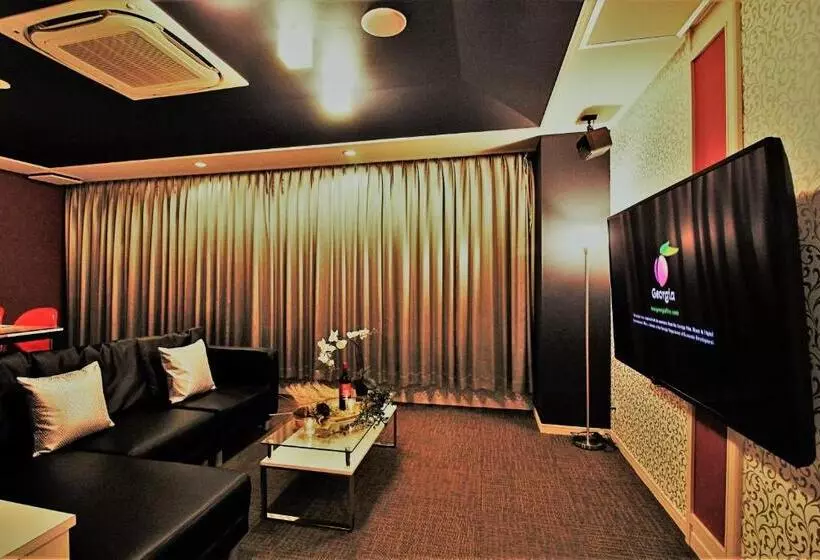 ホテル O2  Adult Only