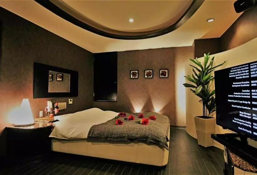 ホテル O2  Adult Only