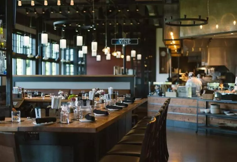 Hotelli The Groton Inn