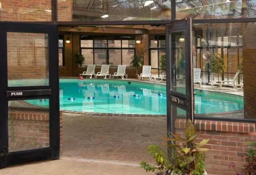 Hotelli Turkey Run Inn & Cabins