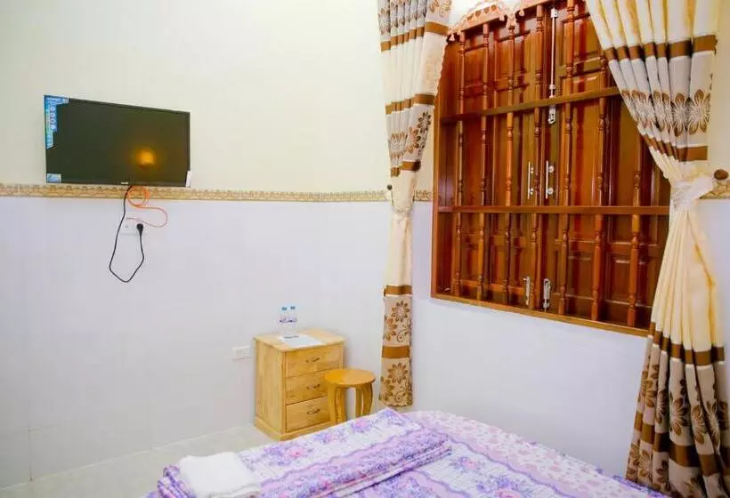 Nhà Nghỉ Quê Ló