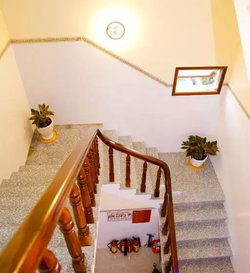 Nhà Nghỉ Quê Ló