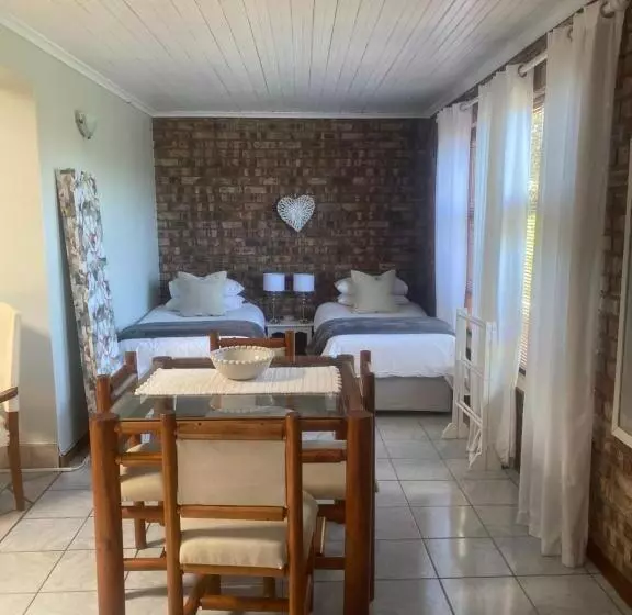 Majatalo Glenelg Road Guesthouse