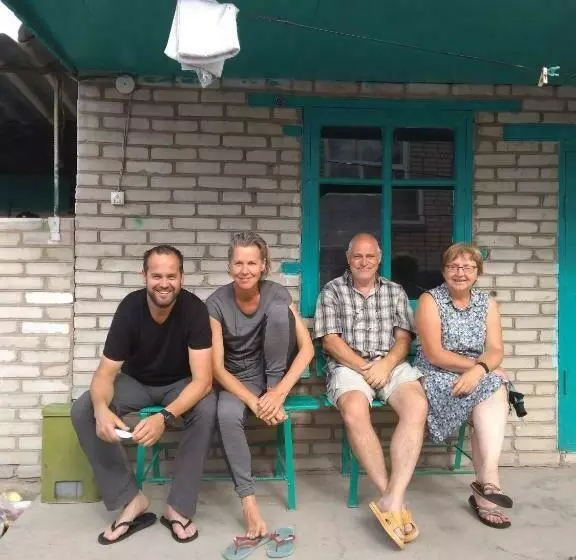 پانسیون Meerim Guest House