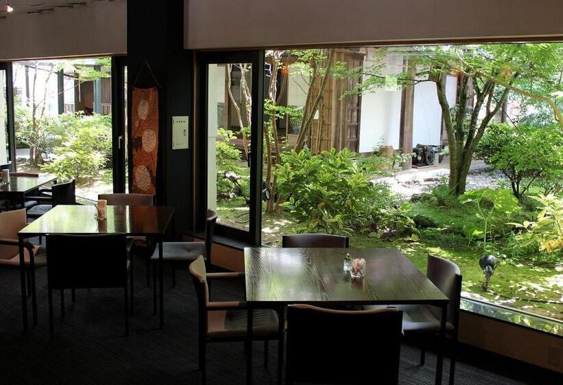 渡假胜地 Qraud Tosawashi Kougeimura