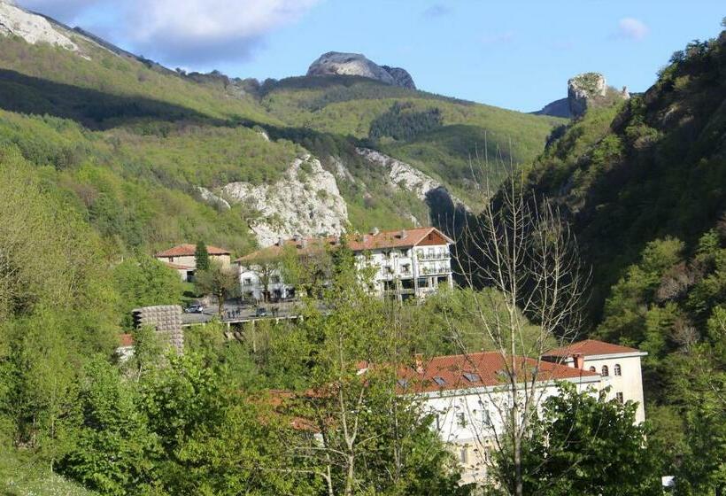 Retkeilymaja Arantzazu Aterpetxea