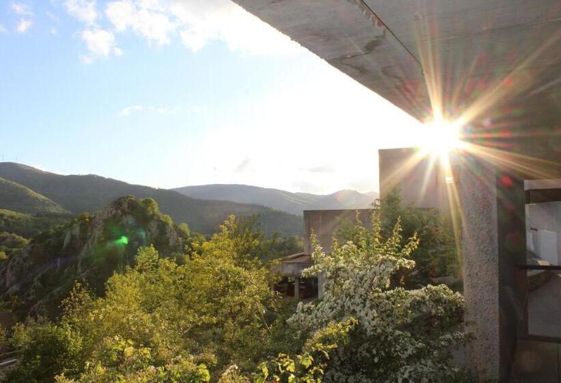 Retkeilymaja Arantzazu Aterpetxea