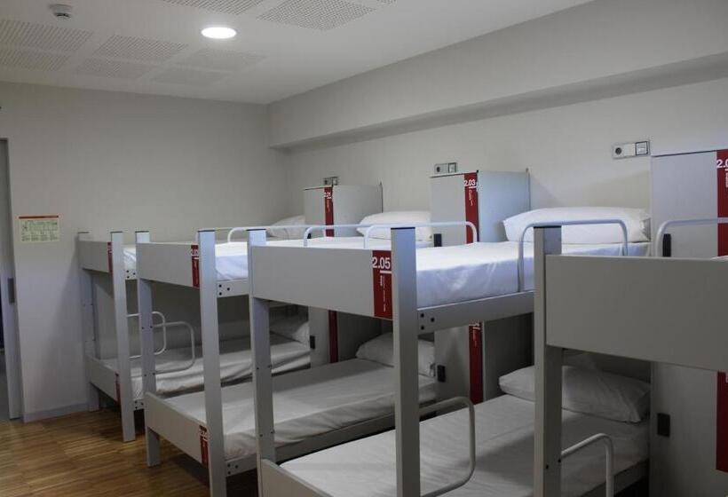 Retkeilymaja Arantzazu Aterpetxea