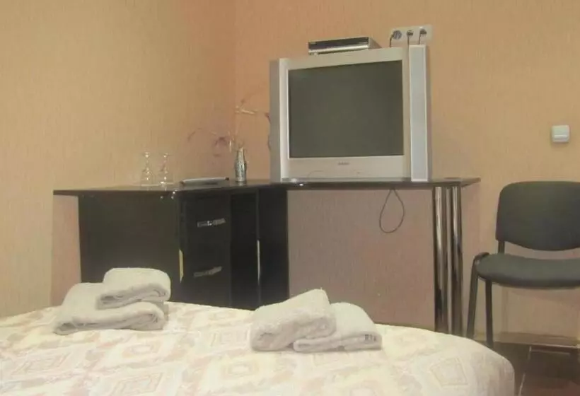 Retkeilymaja Mini Hotel Leon