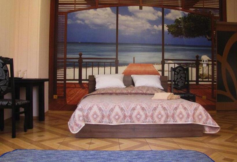 فندق صغير Mini Hotel Leon