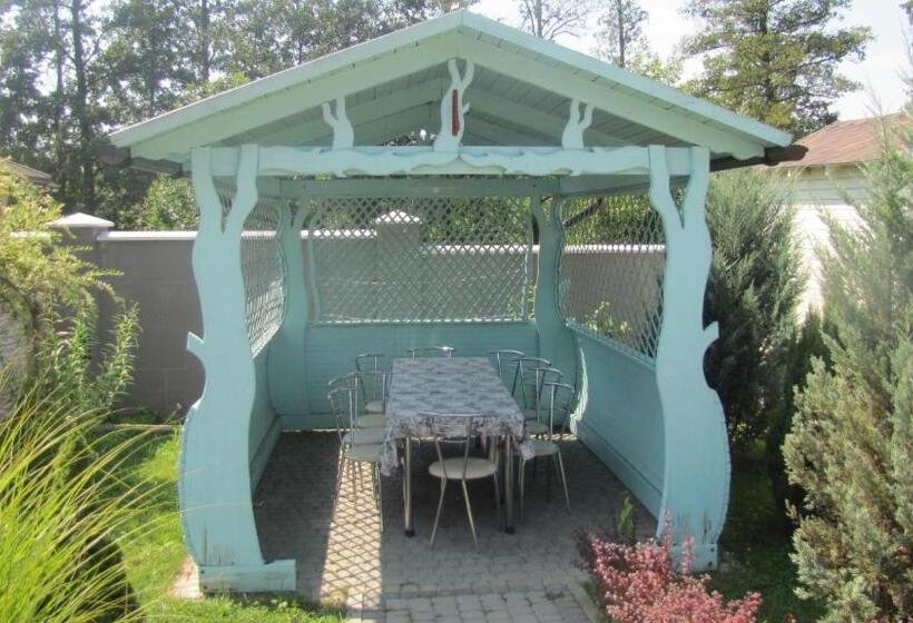 فندق صغير Mini Hotel Leon