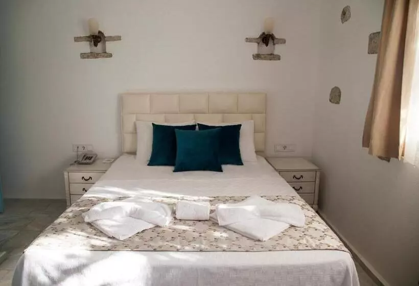 Aamiaismajoitus (B&B) Alacati Sardunya