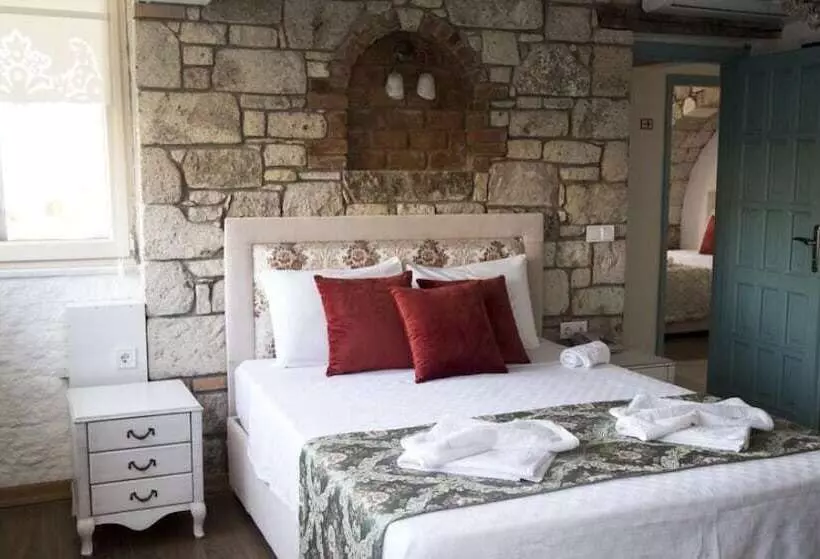 Aamiaismajoitus (B&B) Alacati Sardunya