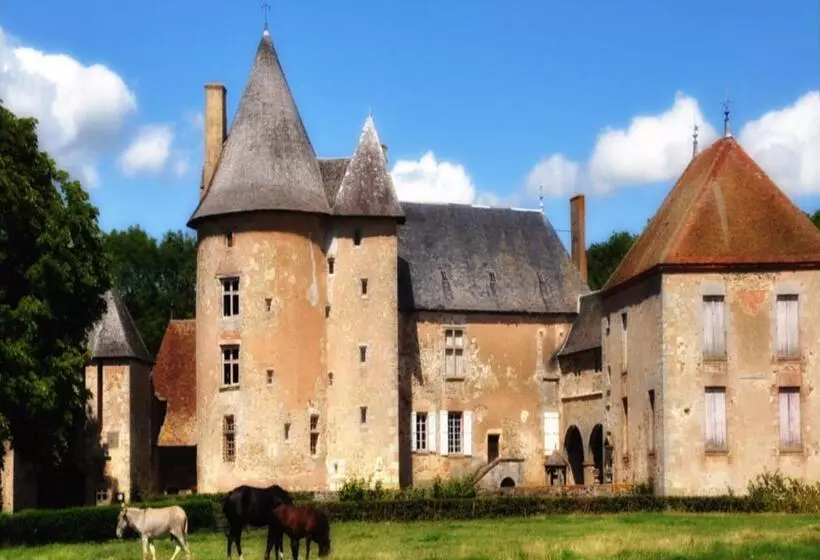 ベッドアンドブレックファースト Château Du Max
