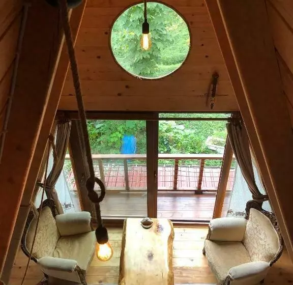 ベッドアンドブレックファースト Moromu Bungalows