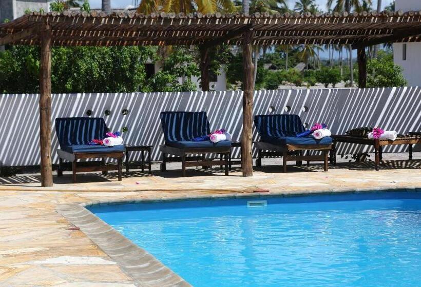 Отель Kijongo Bay Beach Resort