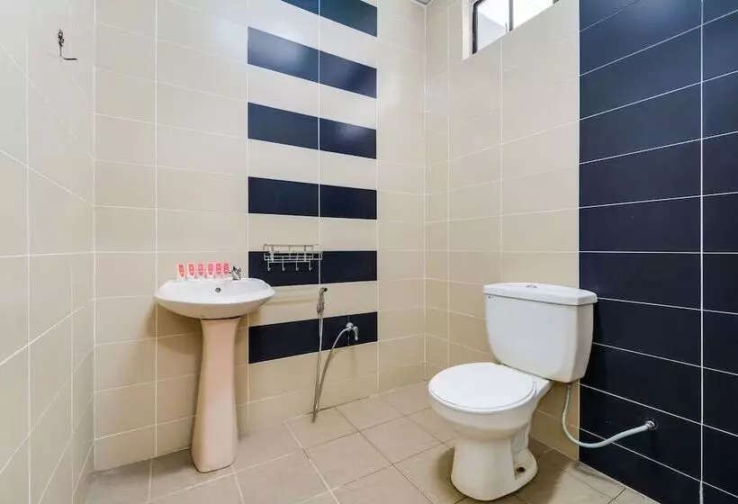 ホテル Oyo 44033 Terap Inn Kuala Nerang