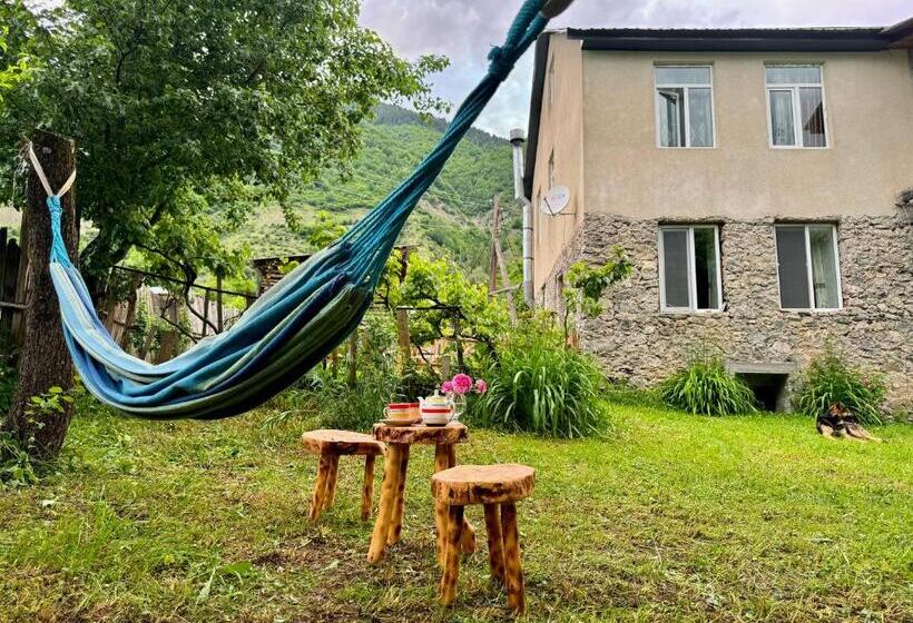 پانسیون Barbara S Eco Cozy Guesthouse