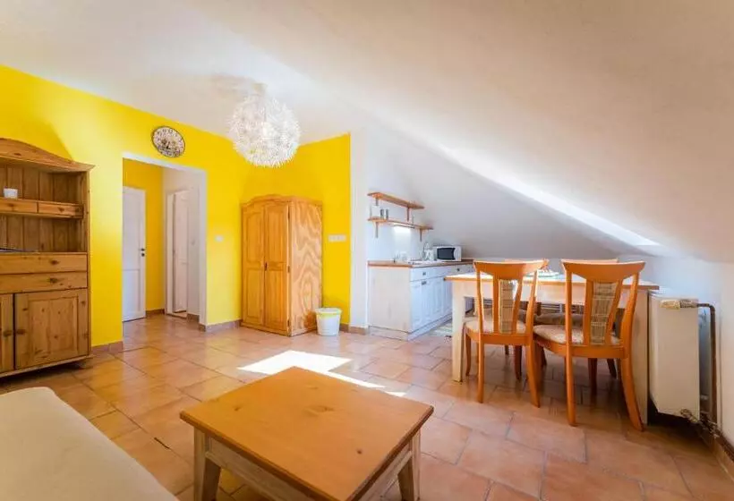 Majatalo Penzion U Babky Bylinkářky