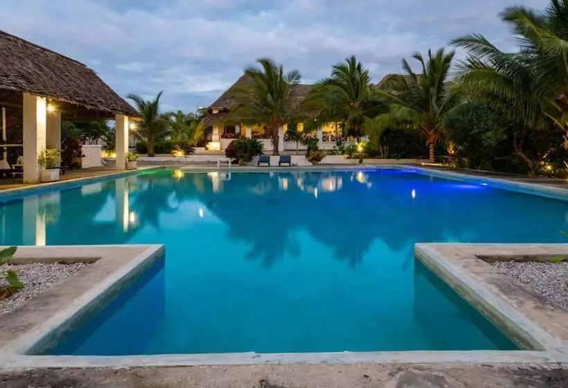 Lomakeskus Pemba Paradise