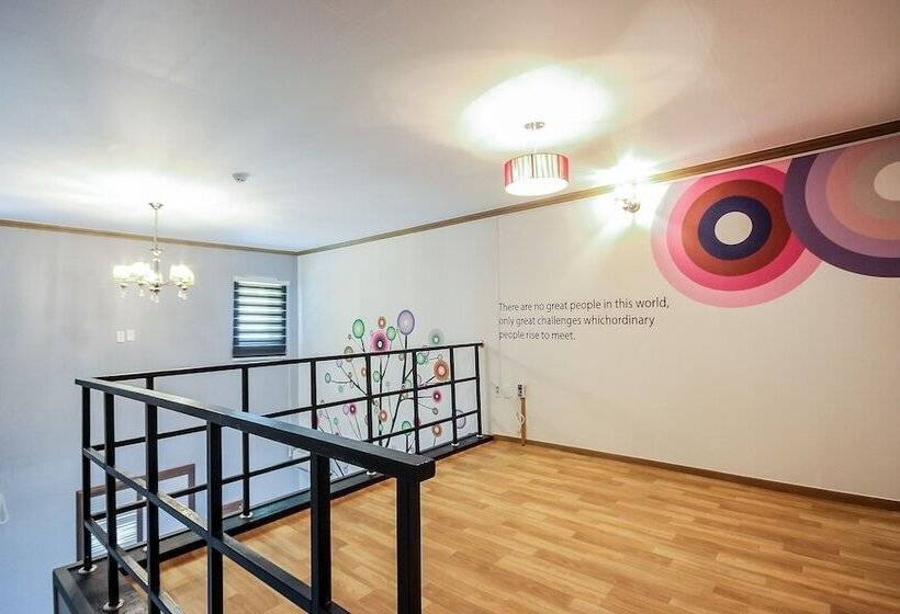 Мотель Hwasun King Kong Suitel