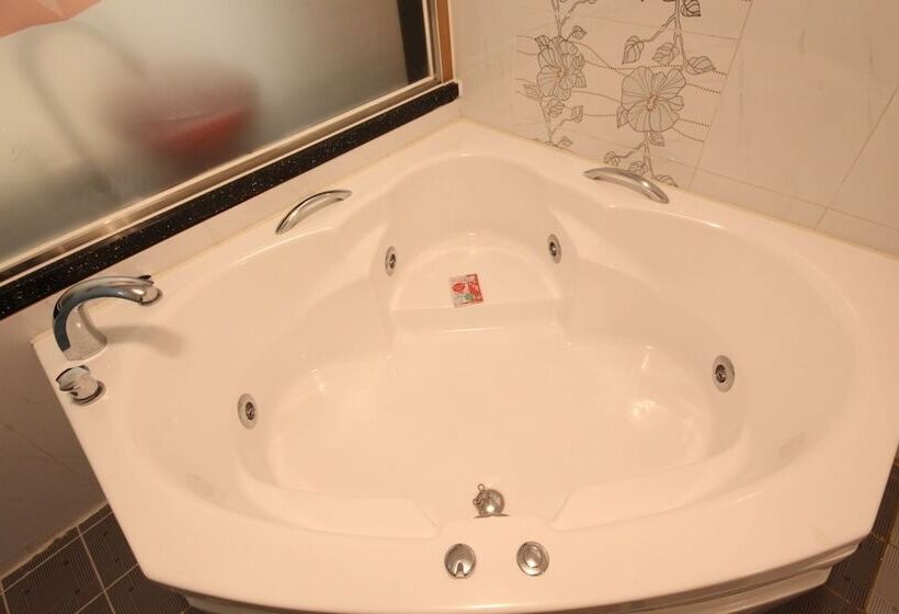 Мотель Hwasun King Kong Suitel