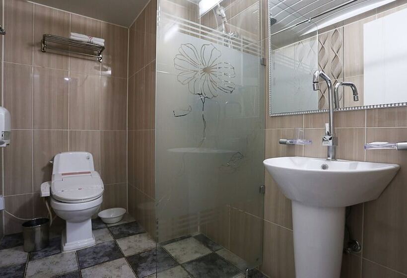 فندق على الطريق Taebaek Kkum