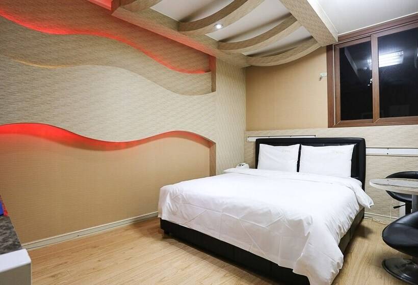 فندق على الطريق Taebaek Kkum