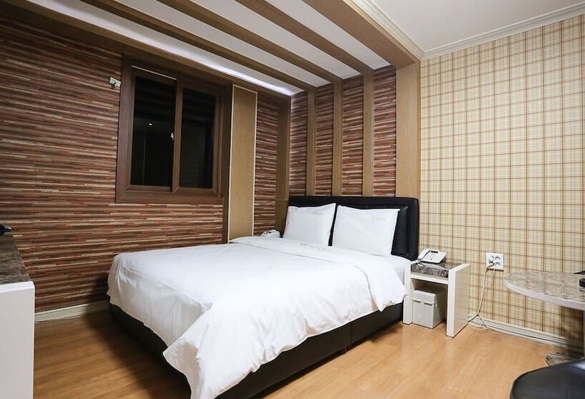 فندق على الطريق Taebaek Kkum