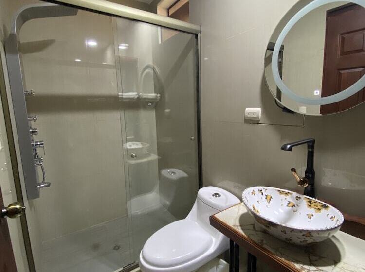 Verdant Hotel & Holistic Experience