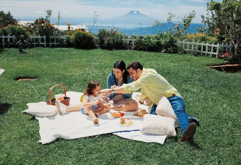 Verdant Hotel & Holistic Experience