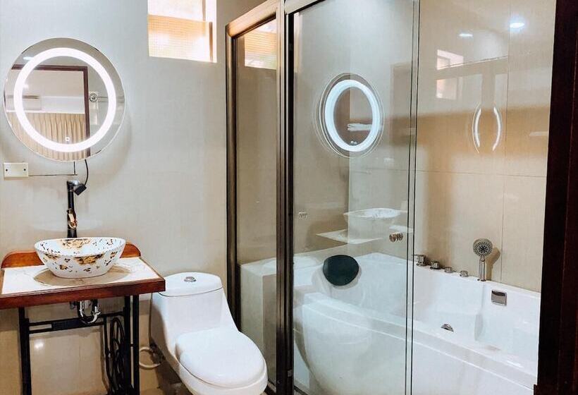 Verdant Hotel & Holistic Experience