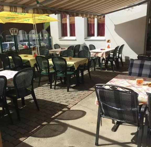 Retkeilymaja Gasthof Zum Bären