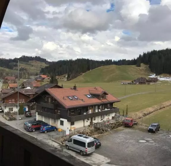Retkeilymaja Gasthof Zum Bären