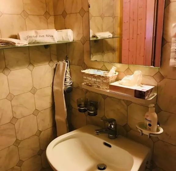 Retkeilymaja Gasthof Zum Bären