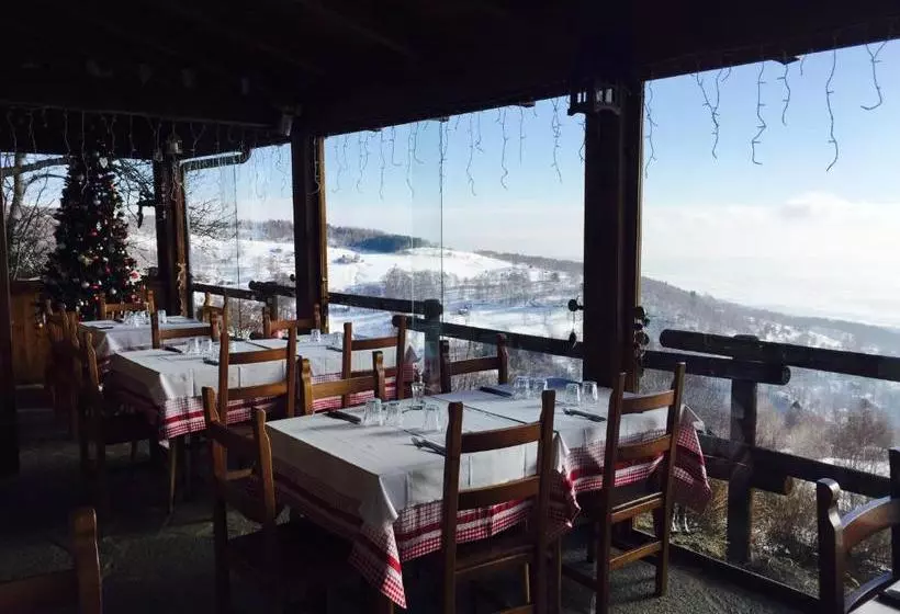 ユースホステル Locanda La Genzianella