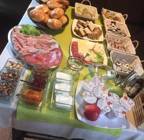 ユースホステル Vintage Castle Schlosshof B&b