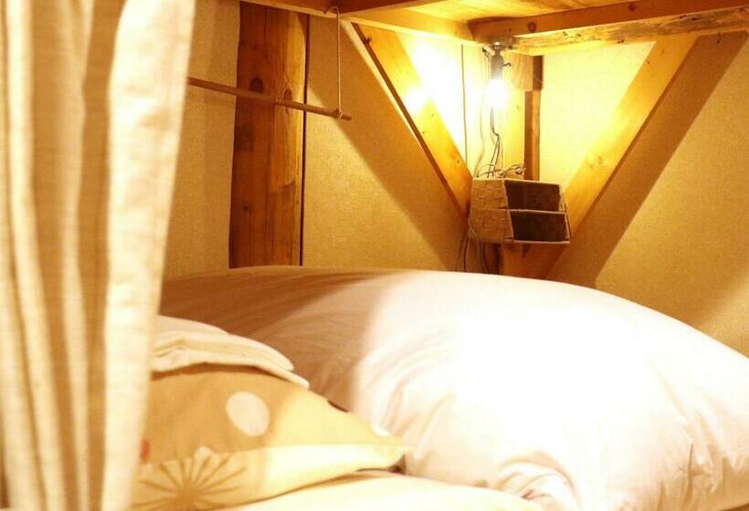 Hostel Shiokari Huette