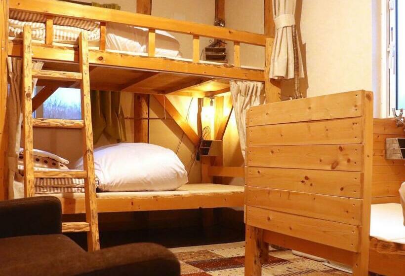 Hostel Shiokari Huette