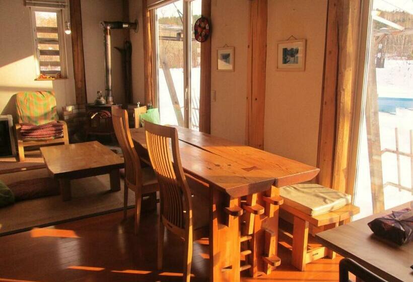 Hostel Shiokari Huette