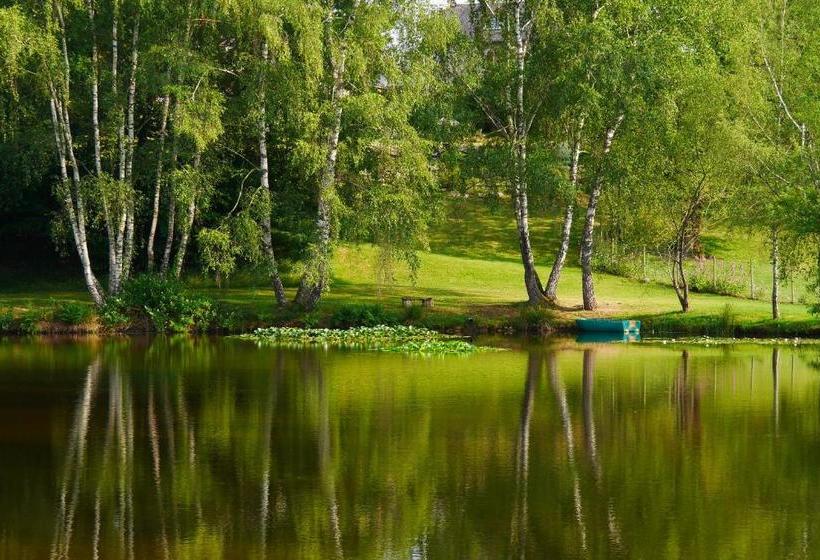 住宿加早餐  Chateauret