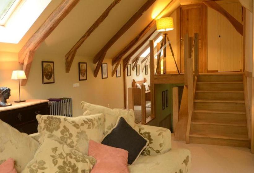 住宿加早餐  Chateauret