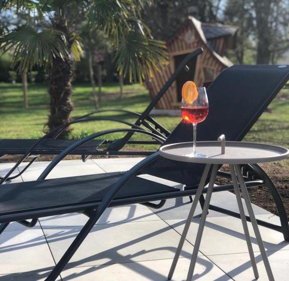 צימר L Esprit Du Clain Chambres D Hôtes Bandb De Standing Proches Du Futuroscope Golf Et Lac De St Cyr