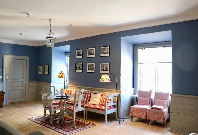 Bed and Breakfast Thottska Villan