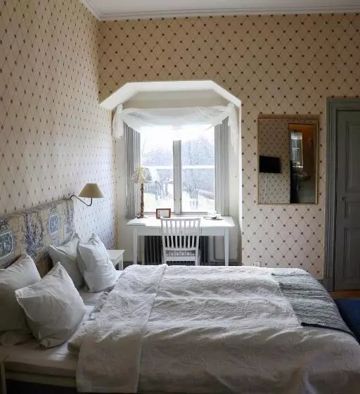 Aamiaismajoitus (B&B) Thottska Villan