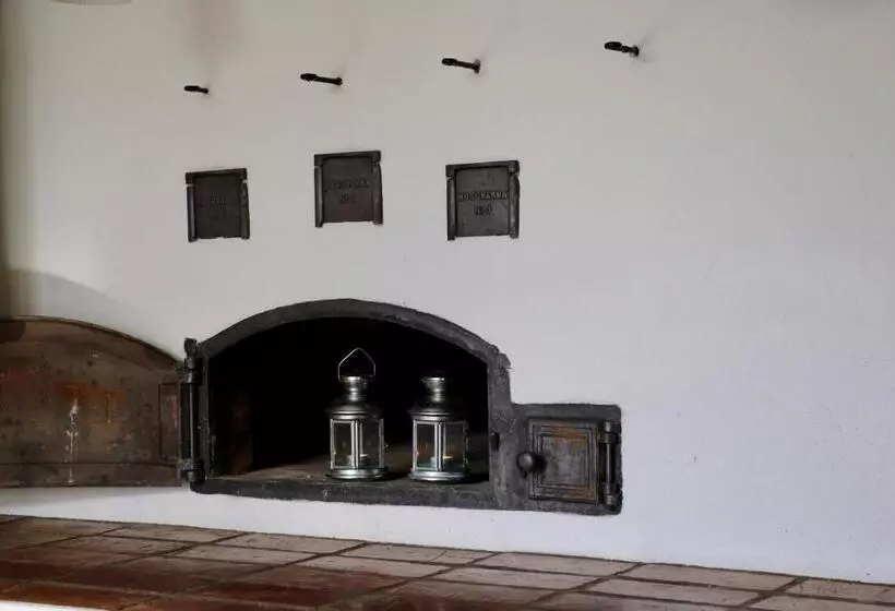 Aamiaismajoitus (B&B) Thottska Villan