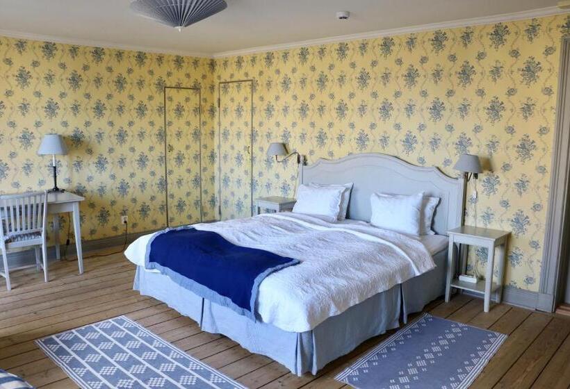 Bed and Breakfast Thottska Villan