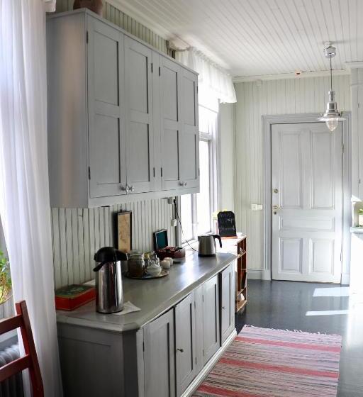 Bed and Breakfast Thottska Villan